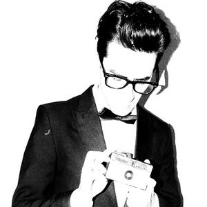 Meet your Posher, Aaron